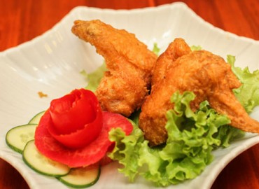 Cánh gà bao bột chiên giòn