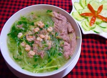 Cách nấu canh bầu nấu tôm giản dị mà thơm ngon cho bữa trưa gia đình